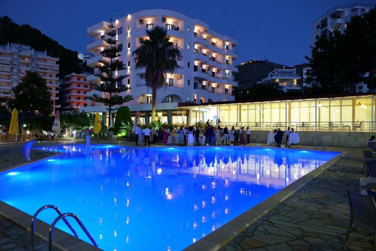 Hotel Mediterrane Saranda Extérieur photo